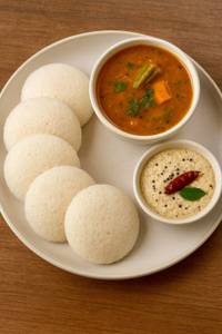 Idli with sambhar