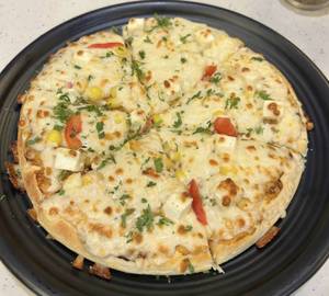 Tomato Corn Paneer Magic Pizza( 6Inch)