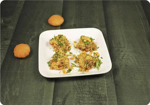 Sev Batata Puri