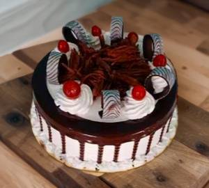 Black Forest Fantasy Cake 500g