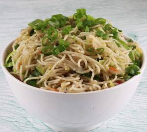 Veg Hakka Noodles