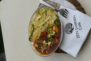 Veg Kung Pao Noodles Hakka Noodles