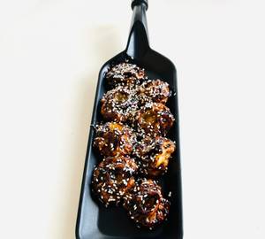 Chicken barbeque steamed momos [8 pieces]