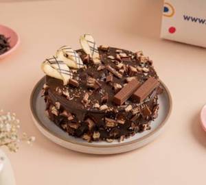 Kitkat cake [500 grams]