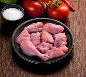 Chicken curry cut - skinless, bone in (medium pieces)