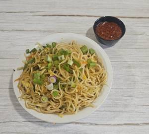 Egg Hakka Noodles
