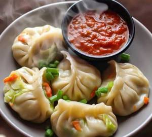 Veg Momos Steamed