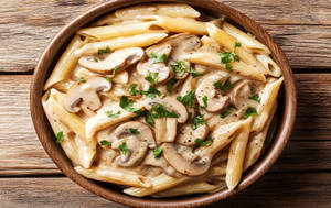Penne In Creamy Mushroom Sauce