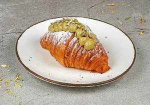 Pistachio Croissant