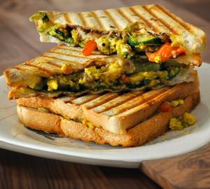 Grilled veg sandwich