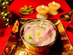 Extra Onion Salad (100 Grams)