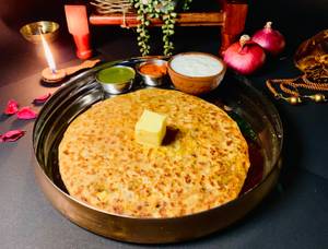 Onion Paratha (1 Pc - Whole Wheat)
