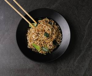 Chicken Yam Main Noodles