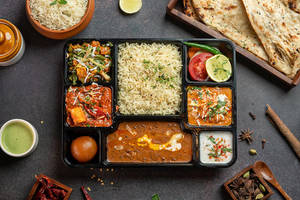 Veg Special Thali With Kesariya Kheer