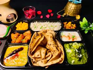 Palak Paneer Combo
