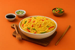 Hakka Noodles [Veg]
