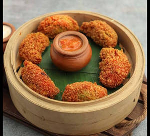 Paneer Kurkure Momos