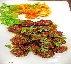 Vegetable manchurian dry