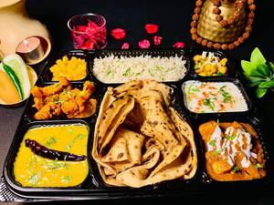 Paneer Butter Masala Combo (no Onion No Garlic) (best Selling)