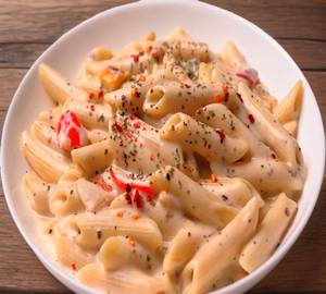 White sauce pasta