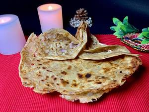 Pyaaz Chur Chur Paratha (1 Pc - Whole Wheat)