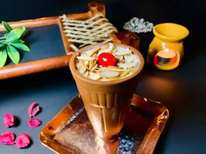 Dry Fruit Lassi (250 Ml)