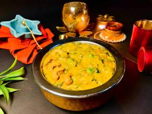 Methi Matar Kaju Makhana