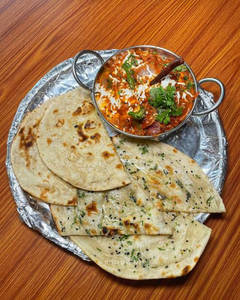 Kadhai Paneer With Naan
