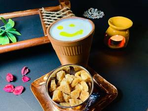 Lassi - Gur Wali (250 Ml)