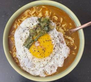 Maggi Soup  Egg