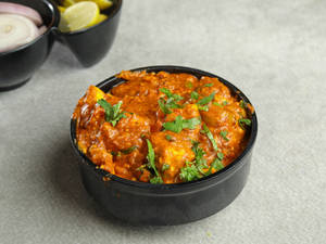 Paneer Sukka With Appam (2 Pcs)