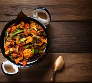 Mix Veg + 6 Butter Roti + Raita + Salad + Papad