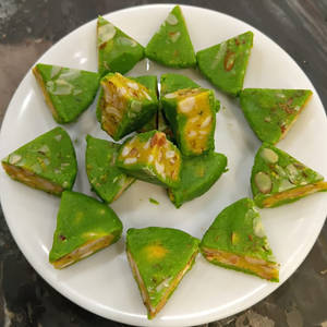Kaju Pineapple Toast