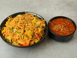 Burnt Garlic Noodles (650 Ml)