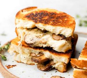 Mushroom sandwich