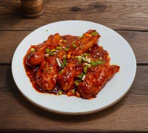 Veg Schezwan Gravy Momos