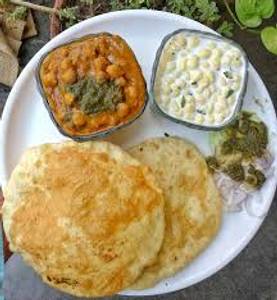 Chole Bhature With Raita