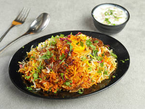 Paneer Tikka Biryani (650 Ml)