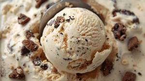 Cream and cookies scooping