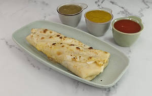 Cheesy Chicken Tikka Egg Roll