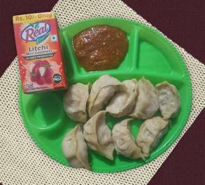 Veg Steam Momos 10Pcs
