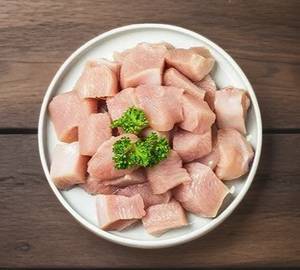 Chicken Fresh Breast Boneless Tikka Cut- 500 Gram