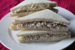 Chicken Mayo Sandwich [Serves 1]