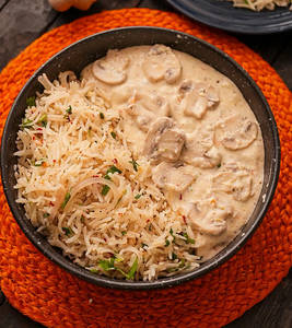 Creamy Butter Garlic Mushroom Served With Lemon Coriander Fried Rice