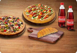 Loaded Pizza Meal For 4 Extravaganza & Indi Tandoori Paneer