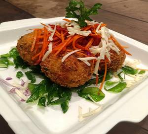 Chimichuri paneer bomb