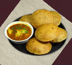 sabzi with poori