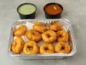 Medu Vada With Chutney & Sambar (20 Pcs)
