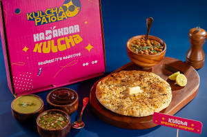 Paneer Amritsari Kulcha & Chole