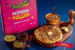 Butter Chicken Amritsari Kulcha & Chicken Gravy